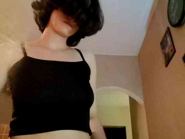 DonetteMarrin webcam