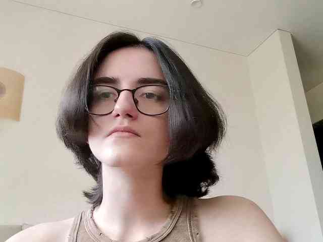 Modèle: DonetteMarrin