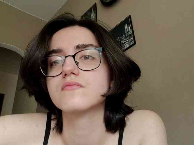 DonetteMarrin webcam