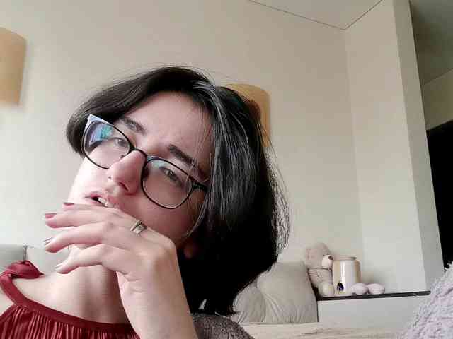 DonetteMarrin webcam