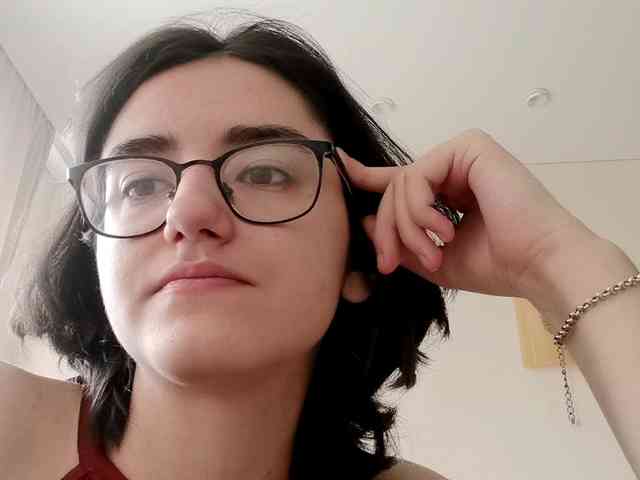 amateur nude webcam DonetteMarrin