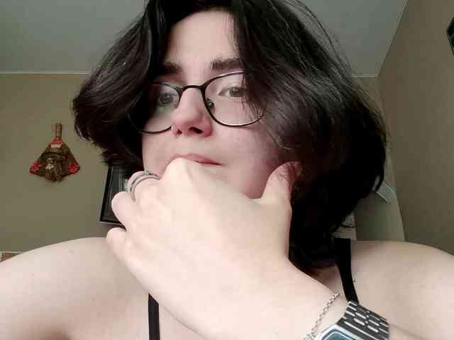 DonetteMarrin webcam