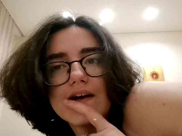 DonetteMarrin webcam