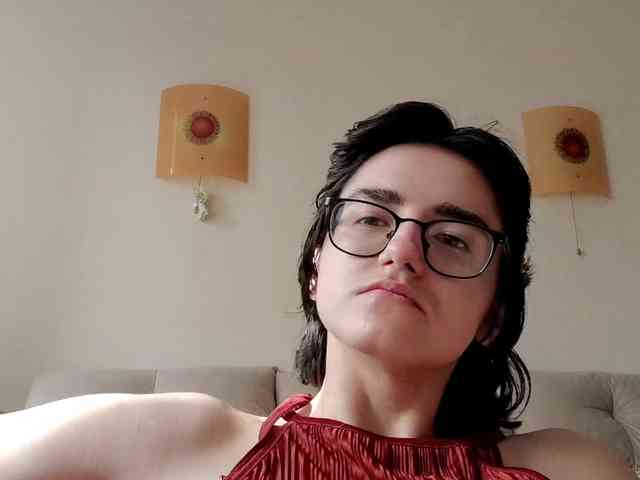 DonetteMarrin webcam