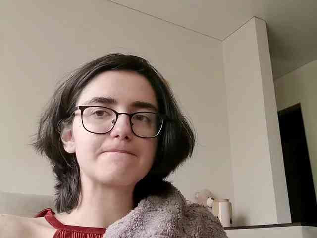 DonetteMarrin webcam