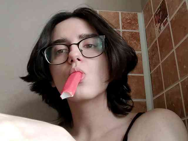 Modèle: DonetteMarrin
