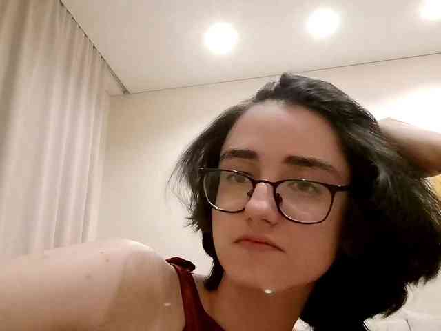 DonetteMarrin webcam