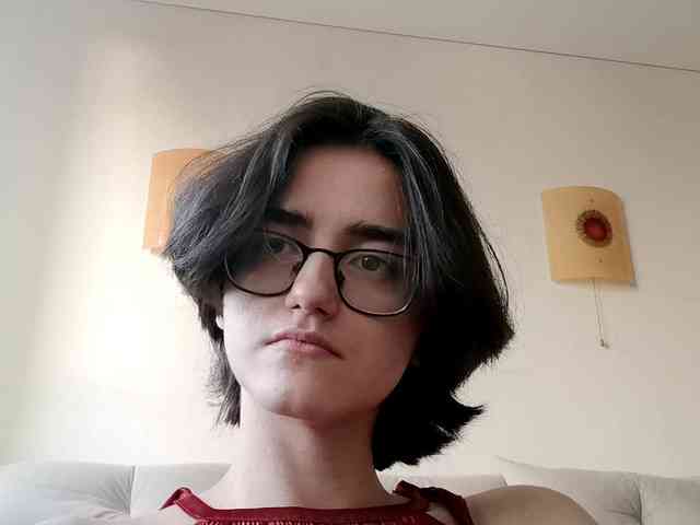 DonetteMarrin webcam