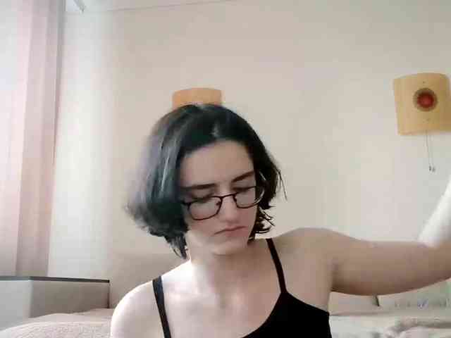 DonetteMarrin webcam