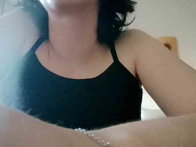 DonetteMarrin webcam