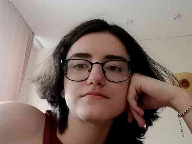 DonetteMarrin webcam