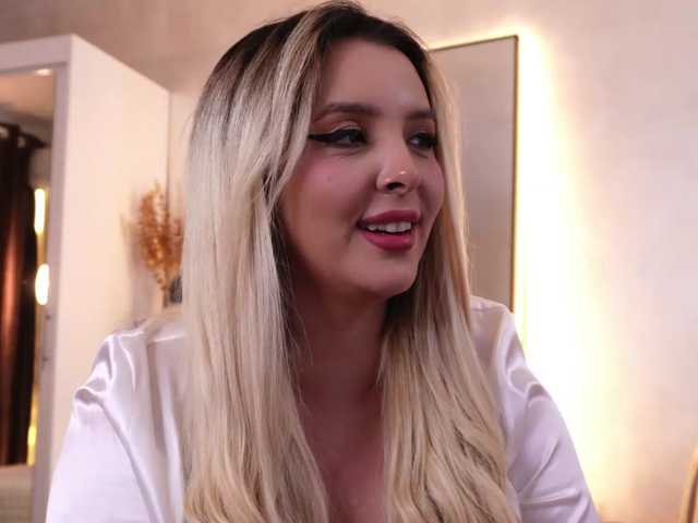 VictoriaDaeva live cam on BongaCams