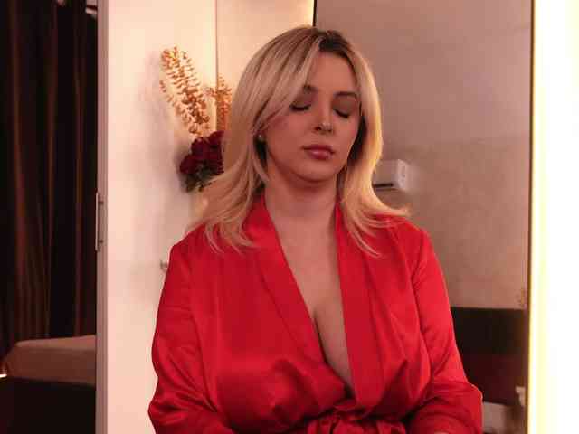 VictoriaDaeva webcam