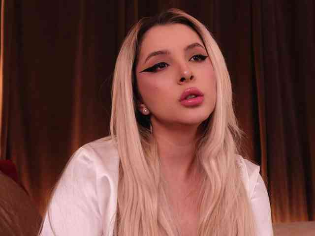 VictoriaDaeva webcam