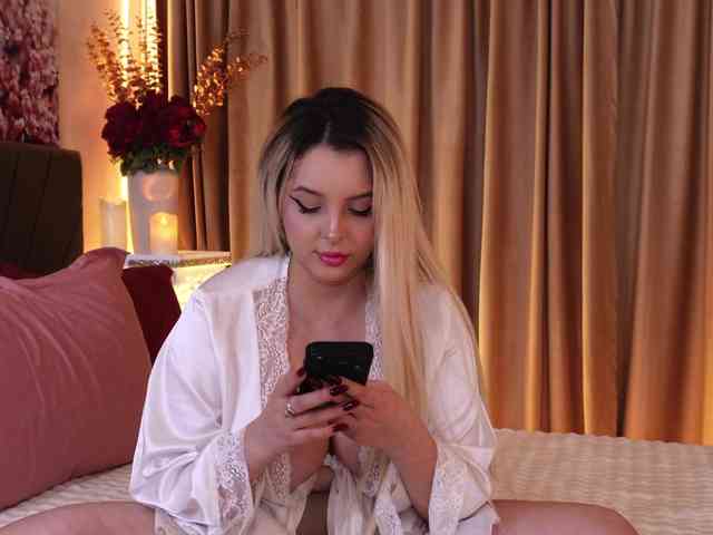 VictoriaDaeva webcam