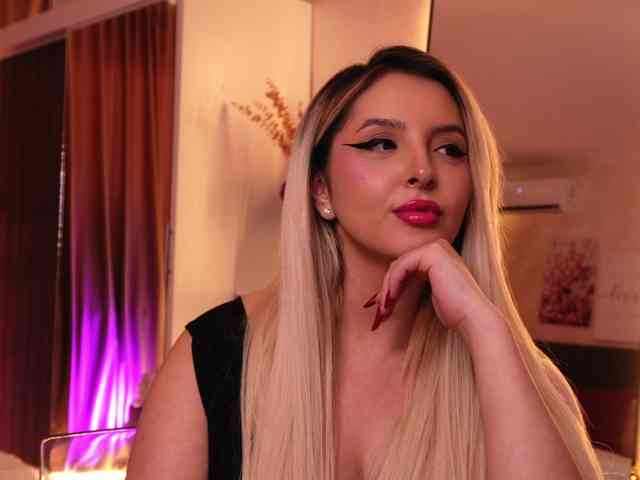 VictoriaDaeva webcam