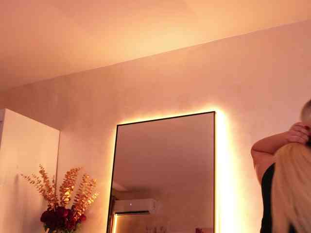 VictoriaDaeva webcam
