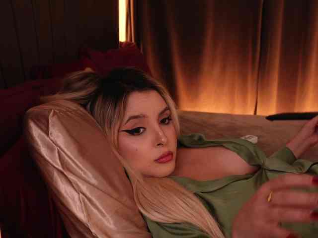 VictoriaDaeva webcam