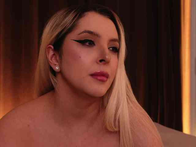 VictoriaDaeva webcam