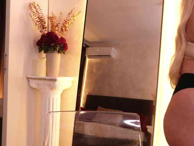 VictoriaDaeva webcam