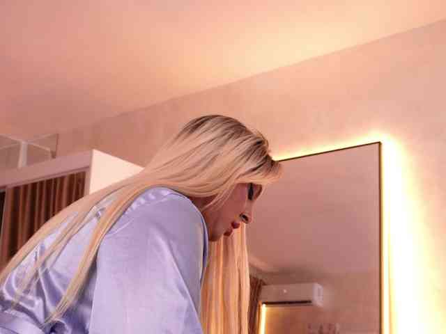VictoriaDaeva webcam