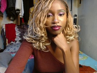 Boughie-birdy's Live Webcam