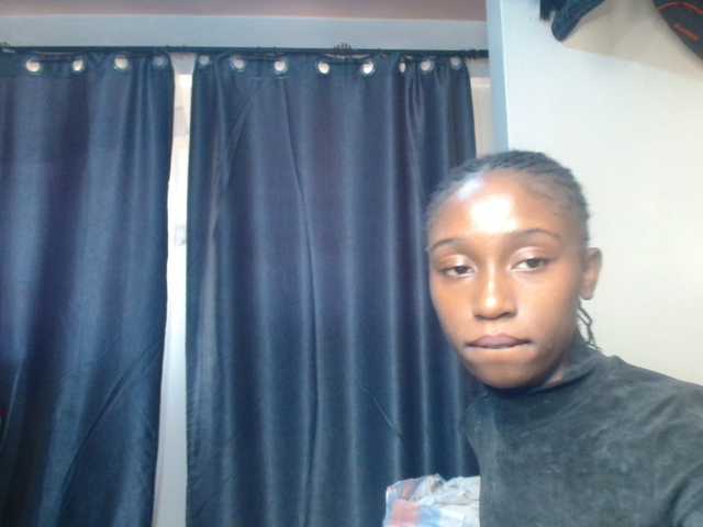 Boughie-birdy live cam on BongaCams