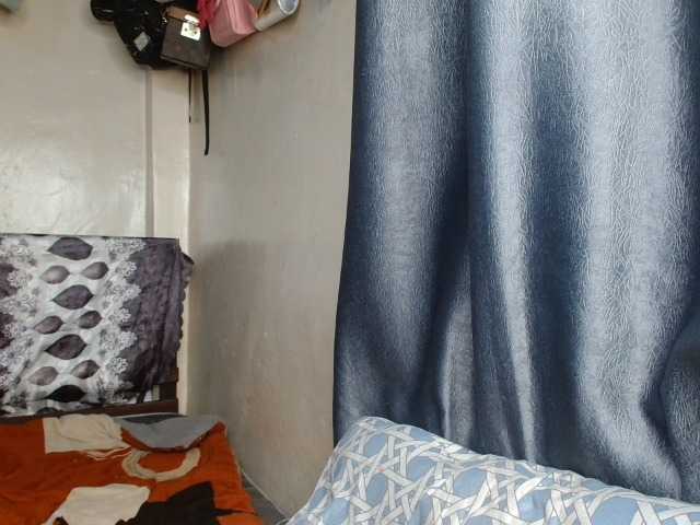 Boughie-birdy live cam on BongaCams