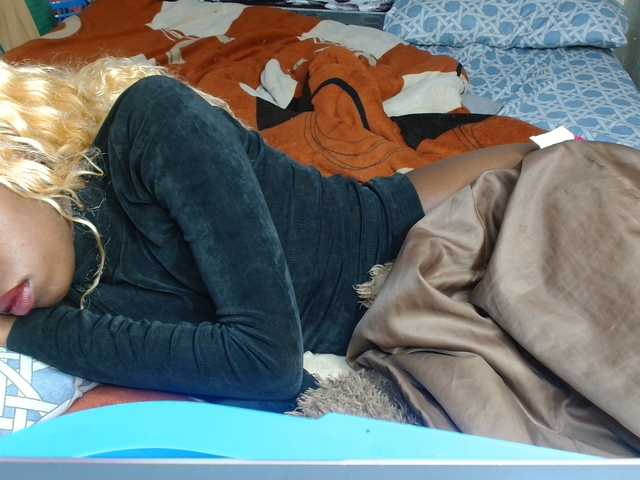 Boughie-birdy live cam on BongaCams