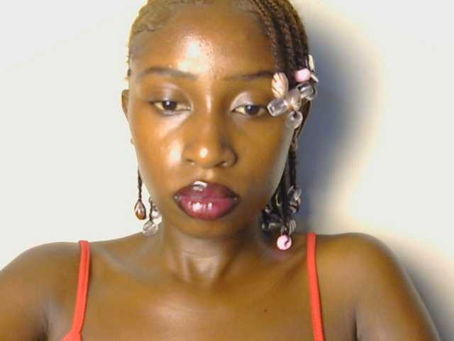 Boughie-birdy live cam on BongaCams