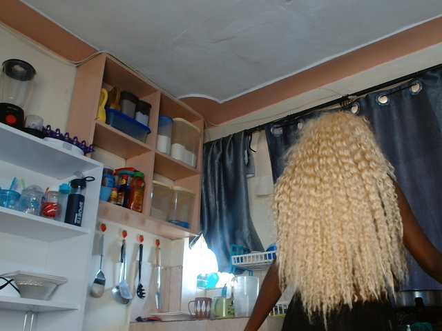 Boughie-birdy live cam on BongaCams