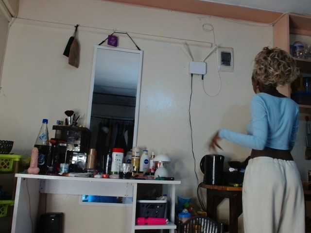 Boughie-birdy live cam on BongaCams