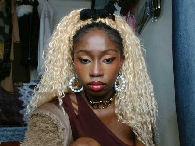 Boughie-birdy live cam on BongaCams