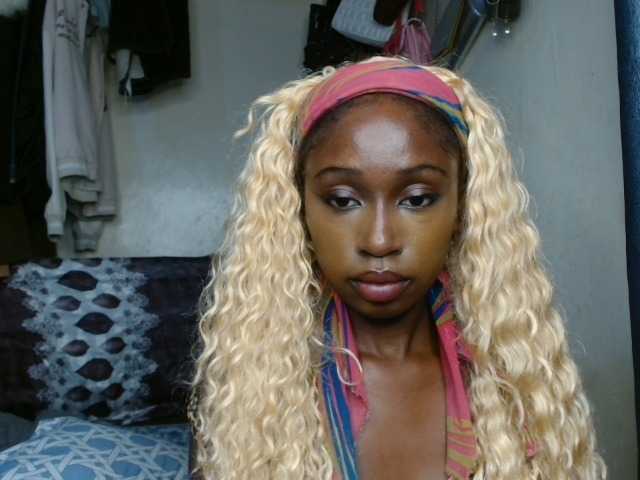 Boughie-birdy live cam on BongaCams