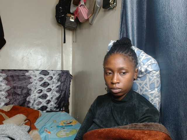 Boughie-birdy live cam on BongaCams