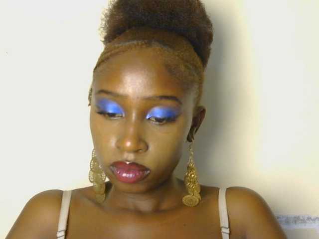 Boughie-birdy live cam preview