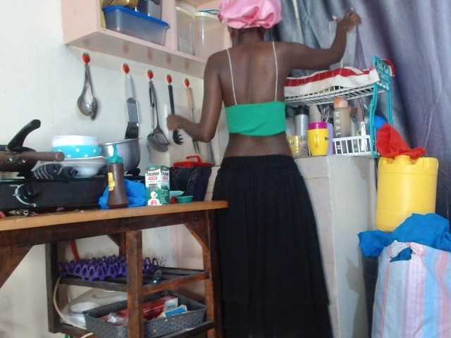 Boughie-birdy live cam on BongaCams