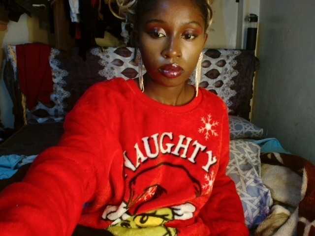 Boughie-birdy live cam on BongaCams