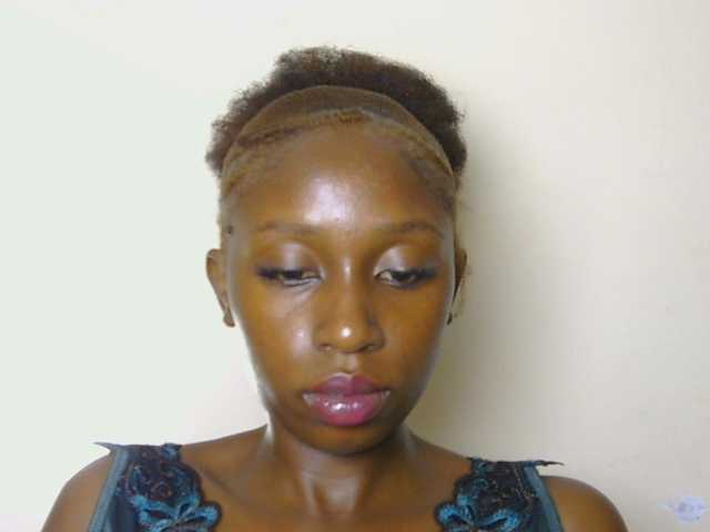 Boughie-birdy live cam on BongaCams