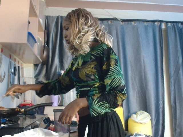 Boughie-birdy live cam pe BongaCams