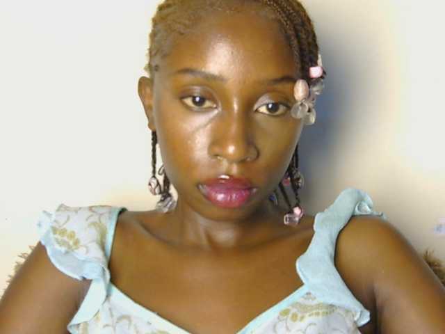 Boughie-birdy live cam on BongaCams