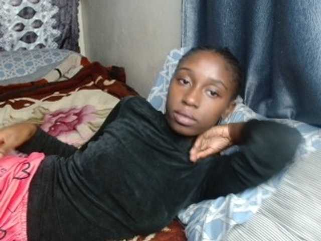 Boughie-birdy live cam on BongaCams