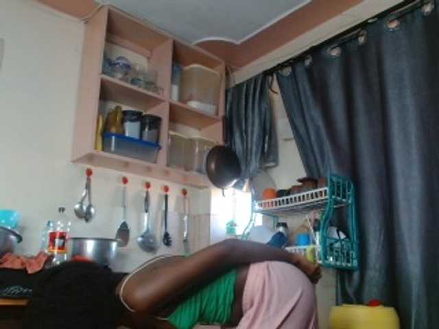 Boughie-birdy live cam on BongaCams