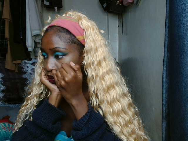 Boughie-birdy live cam on BongaCams