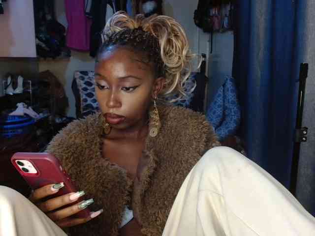 Boughie-birdy webcam