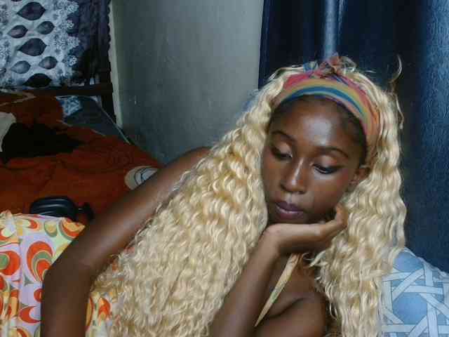 Boughie-birdy webcam