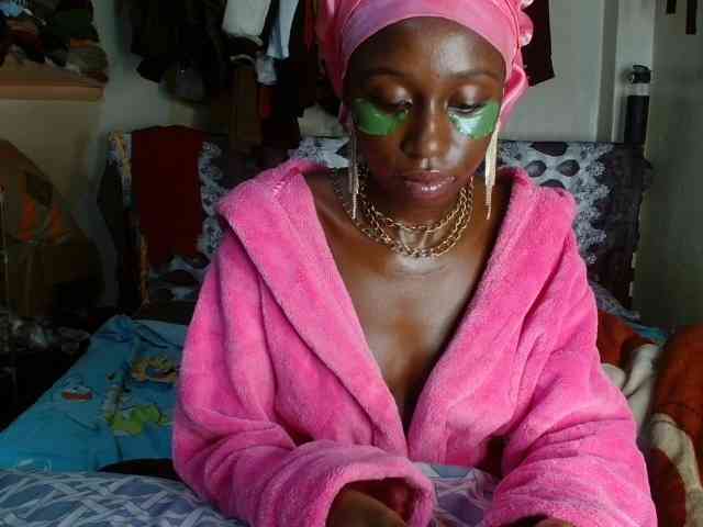 Boughie-birdy webcam