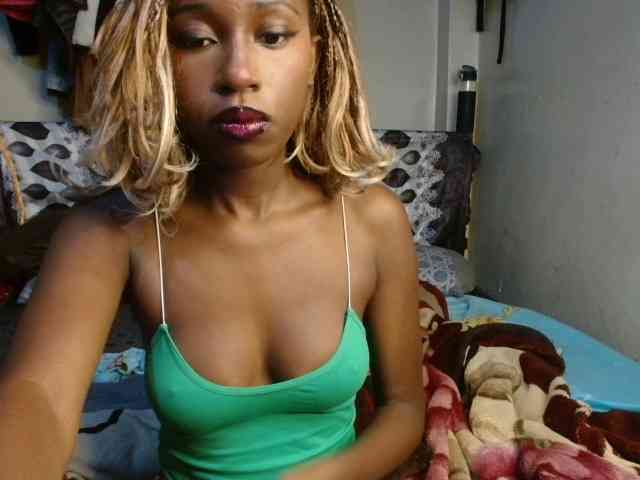 Boughie-birdy webcam