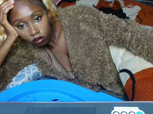 Boughie-birdy webcam