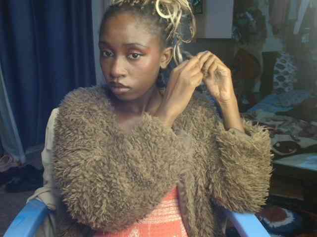 Boughie-birdy webcam